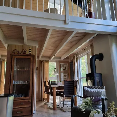 Ferienhaus Haus Sandra *