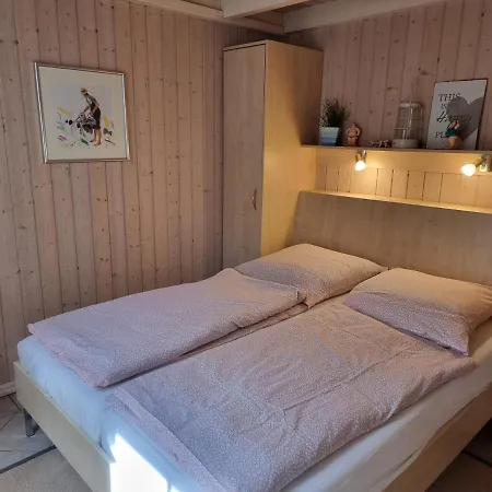 Ferienhaus Haus Sandra *